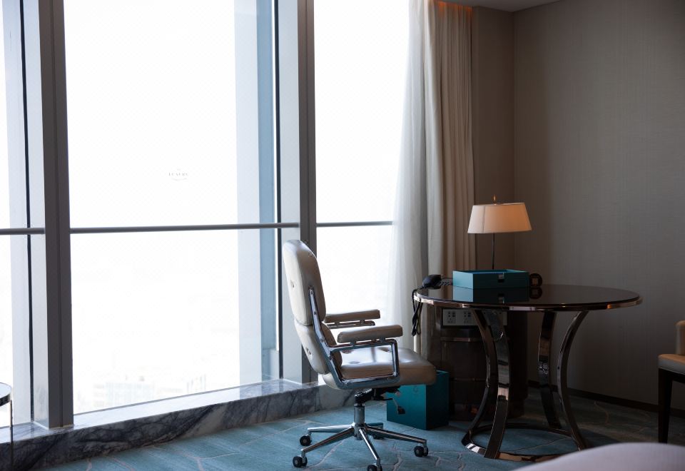 Na Lotus Hotel NanningYunduan Skyview Family Room (Mixed-Sized Twin Beds)