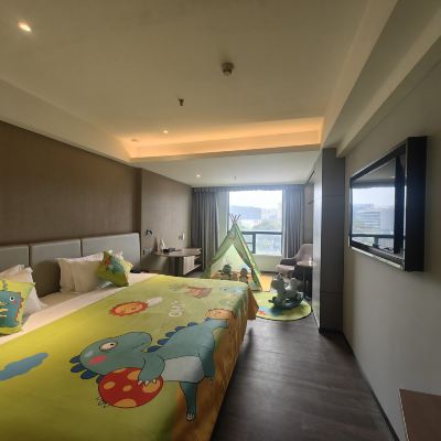 恐龍樂園親子房（高樓層+積木小玩具） 漢永·瑞飯店（深圳機場店）優惠