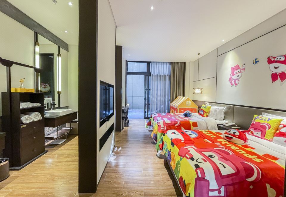 超级飞侠亲子主题双床房