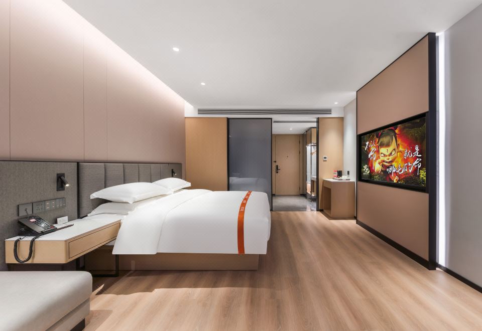 東方高級大床房（助眠床墊+智能客控+城市觀景）