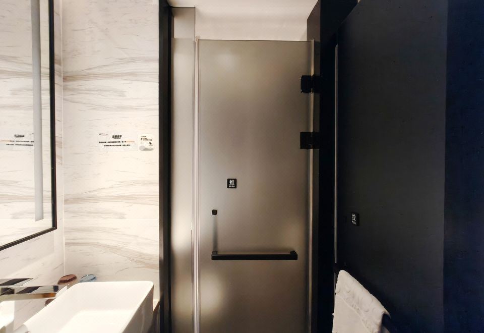 安可家庭雙床套房（一室一廳+金可兒床墊+冰箱）