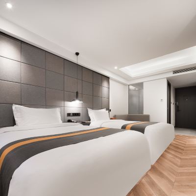 都市雙床房「璀璨都市丨霧都晨瞰」 重慶假日江景飯店（解放碑洪崖洞店）優惠