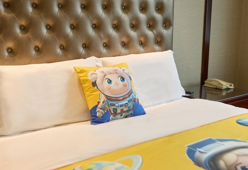 亲子双卧套房（探索宇航员）