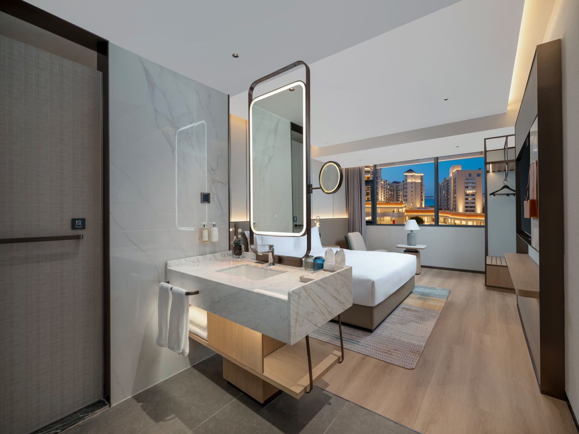 Superior Queen Room