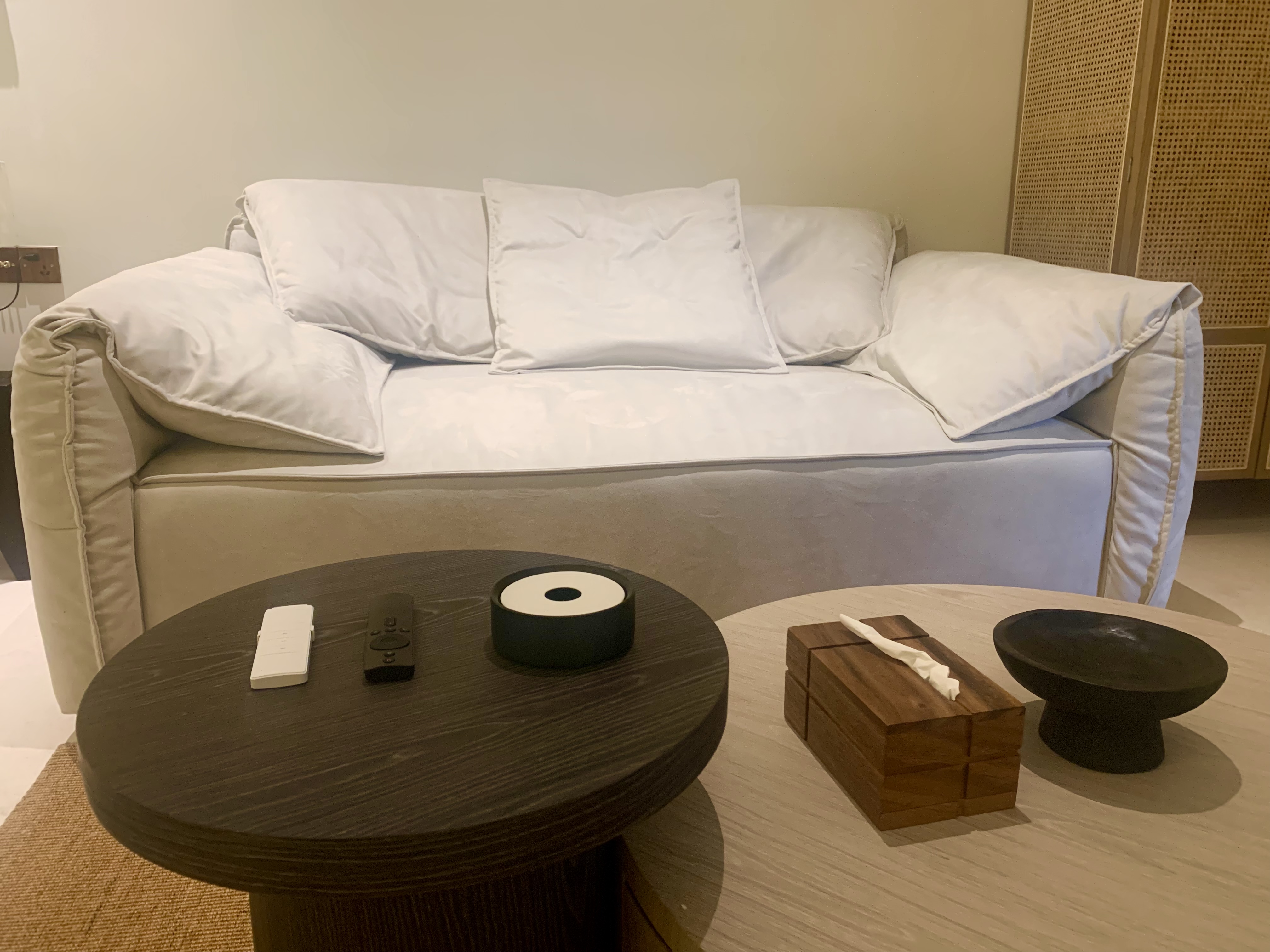 漫字：亲子套房|MORRORART音响|观景落地窗|中央空调