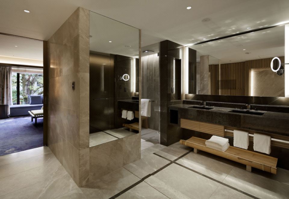 雙臥古蹟庭園住宅式套房