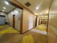 Lushan Diamond Boutique Hotel (Minle Sports Park Branch) Hotels in Jishan County