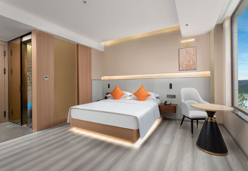 Superior Queen Room