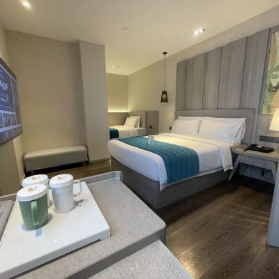 家庭房[電視可投屏+零壓床墊] 扉縵酒店（蘇州大學觀前街平江路店）優惠