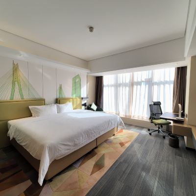 荷里活超大床房 湛江人民大道希爾頓歡朋酒店優惠