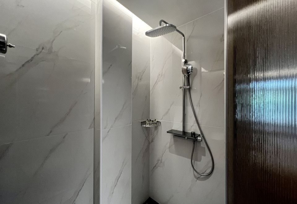 Baihualin Hot Spring Valley HotelYi Quan Shan Lu Private Hot Spring Family Suite