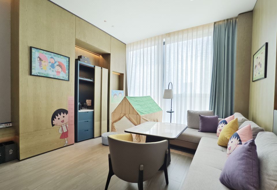 动漫时光|樱桃小丸子主题大床房-粉萌梦乡