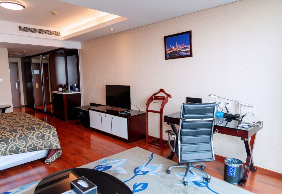 Hua Bin International HotelMisty Double Bed Room (Closed Window)