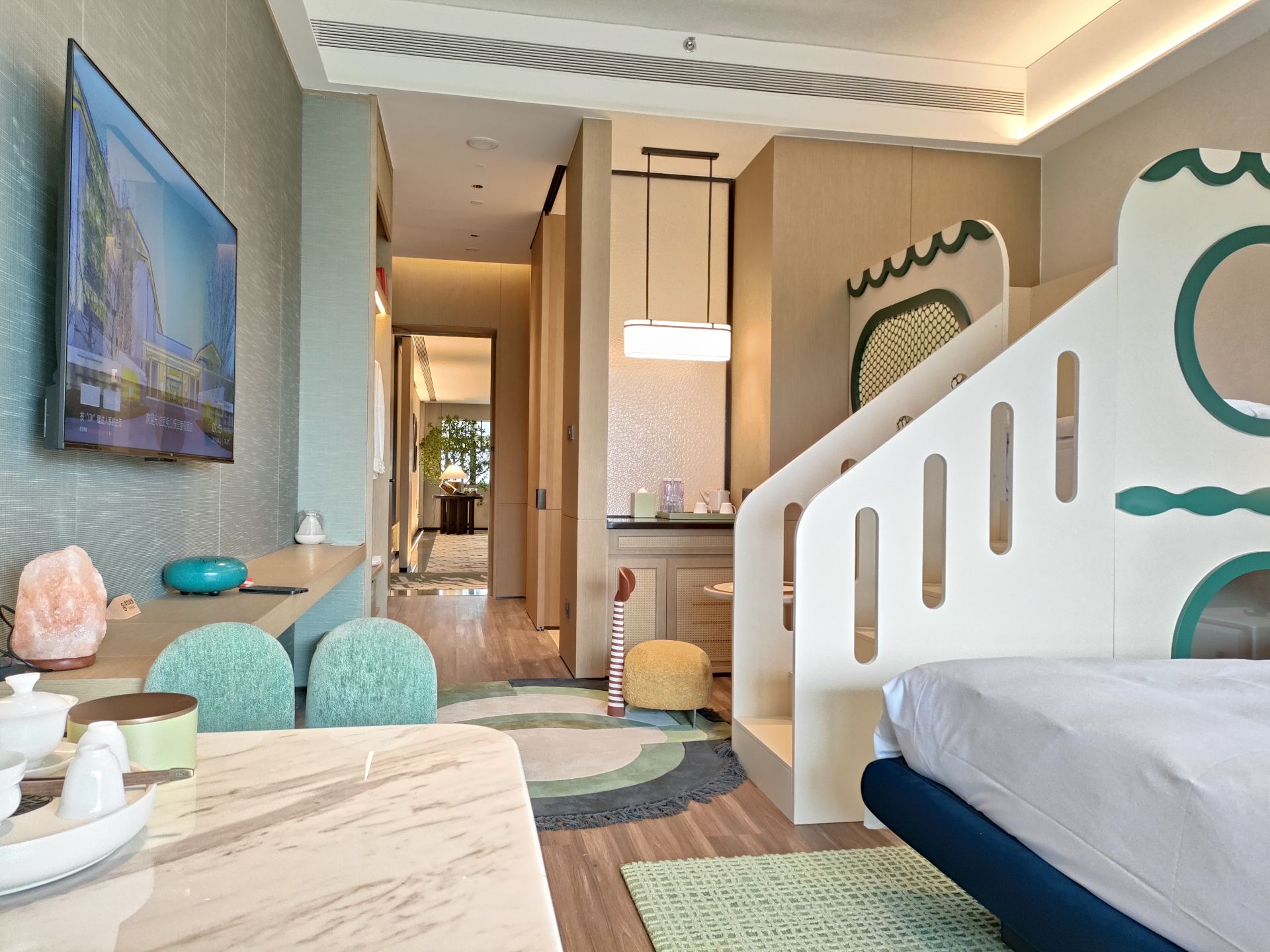 Family King Bed Room
