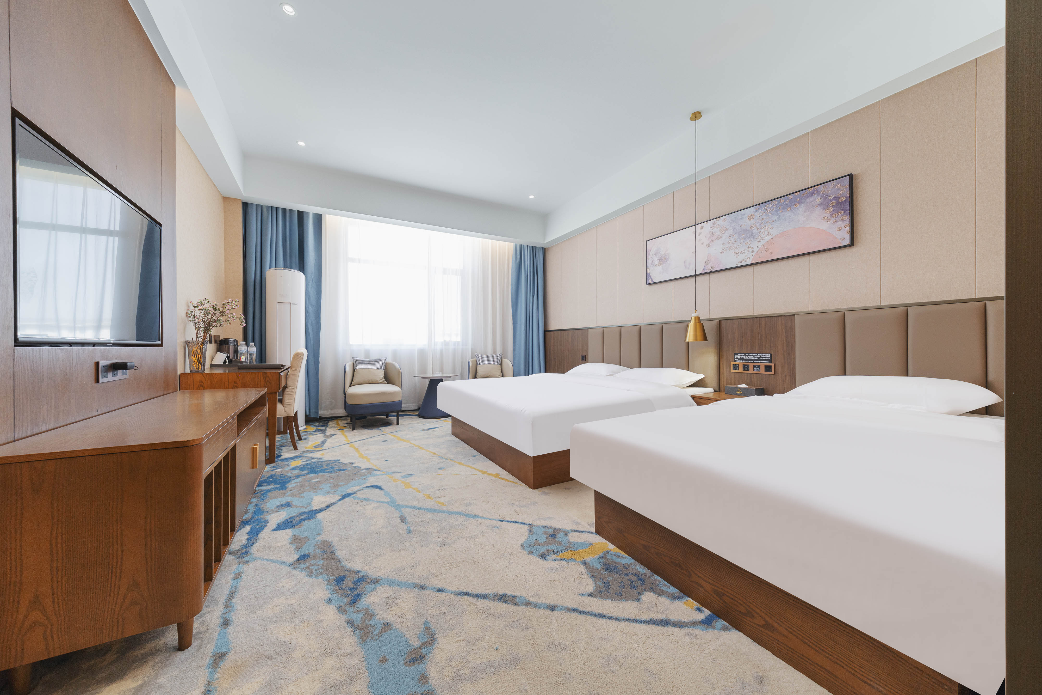 凤凰家庭亲子房