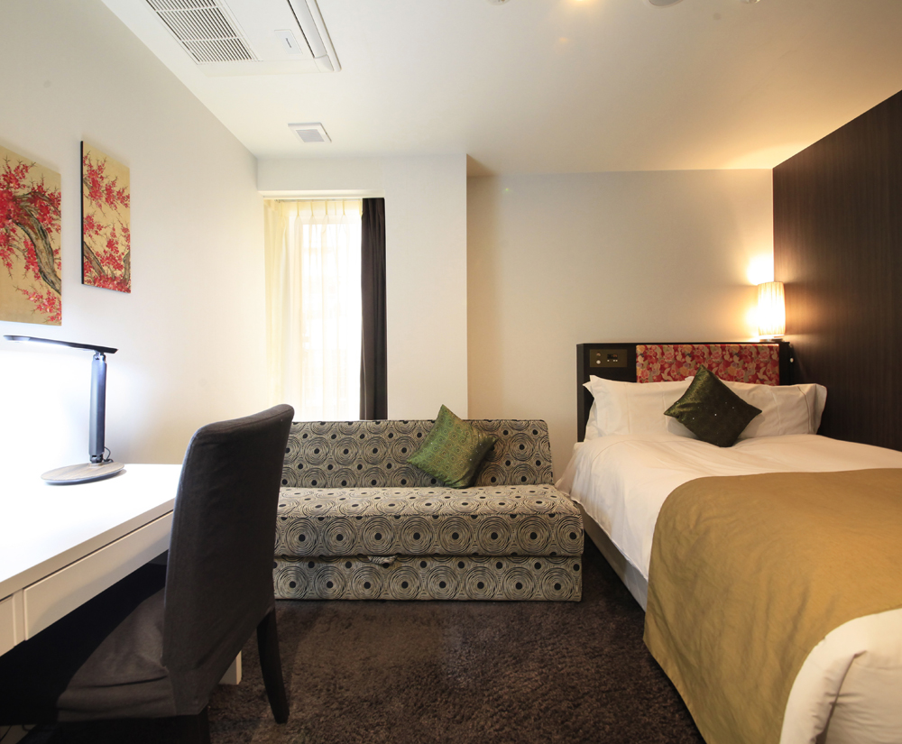 吸烟本馆高级双人房