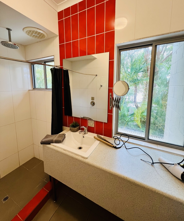 6床私人女生房带连通浴室