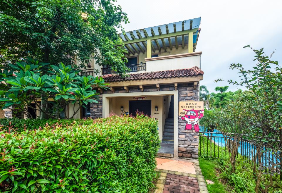 Yuetianxia Hot Spring HotelHot Spring Villa - 3-Room, Near Water (Soaking Tub) (Area A)