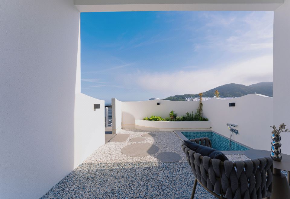 月白·私享泡池庭院海景大床房