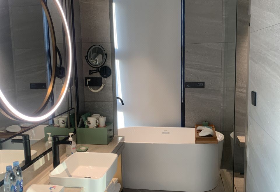 Investon Hotel Shenzhen LonghuaFamily-friendly Suite