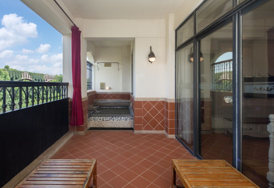 佩夏豪华温泉大床套房【地中海风情+欧式浪漫+私人泡池】