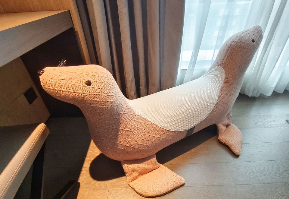 The Meixi Lake, Changsha Marriott Executive ApartmentsPig Hero Themed Room (Twin Beds)