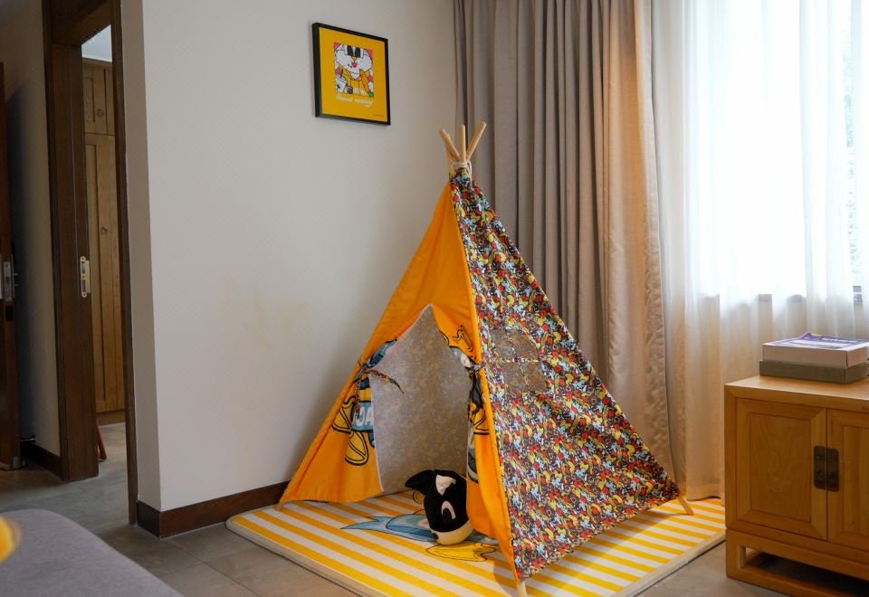 Hangzhou Shusheng Longjing HotelThemed Suite