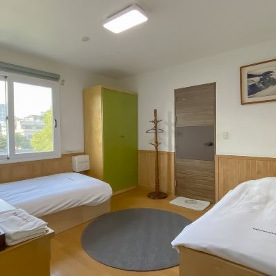 스탠다드 트윈룸 백패커스홈 쿠폰