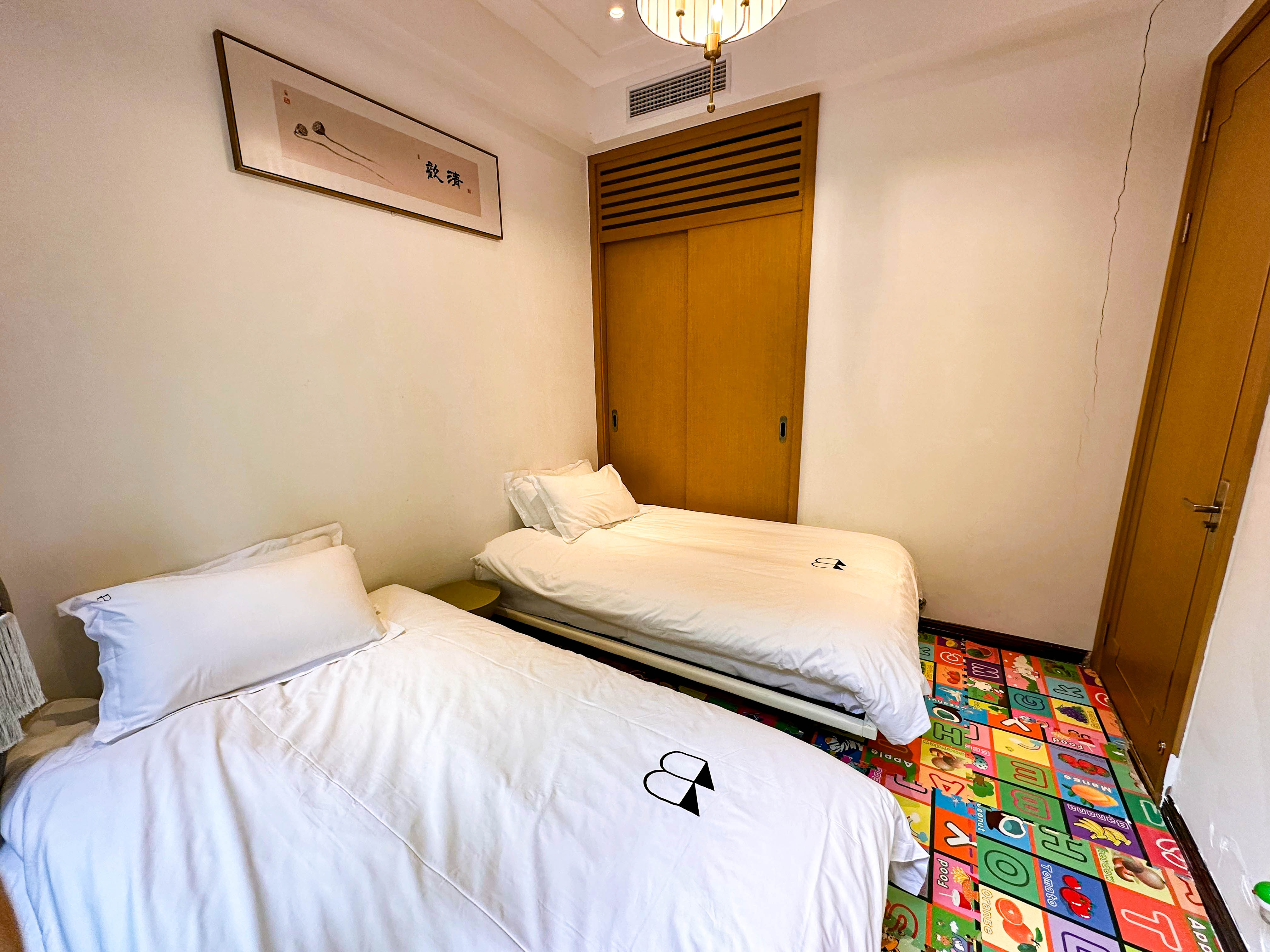 三房三衞徽韵·新中式商务雅院