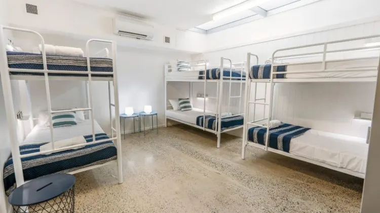 The Village Cairns 外観