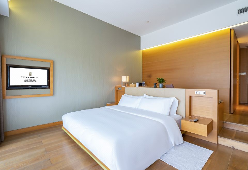 曦舍尊貴園景大床房