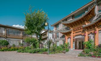 Snow Mountain Inn (Lijiang Xianglin Courtyard Branch)