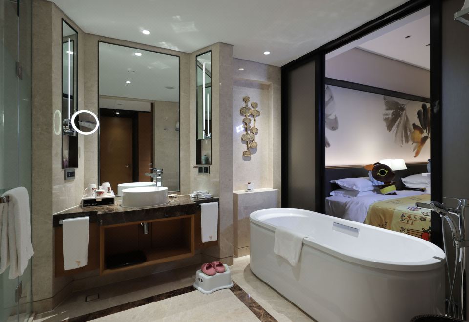 Narada Beijing HotelEgyptian Theme Family Twin Room