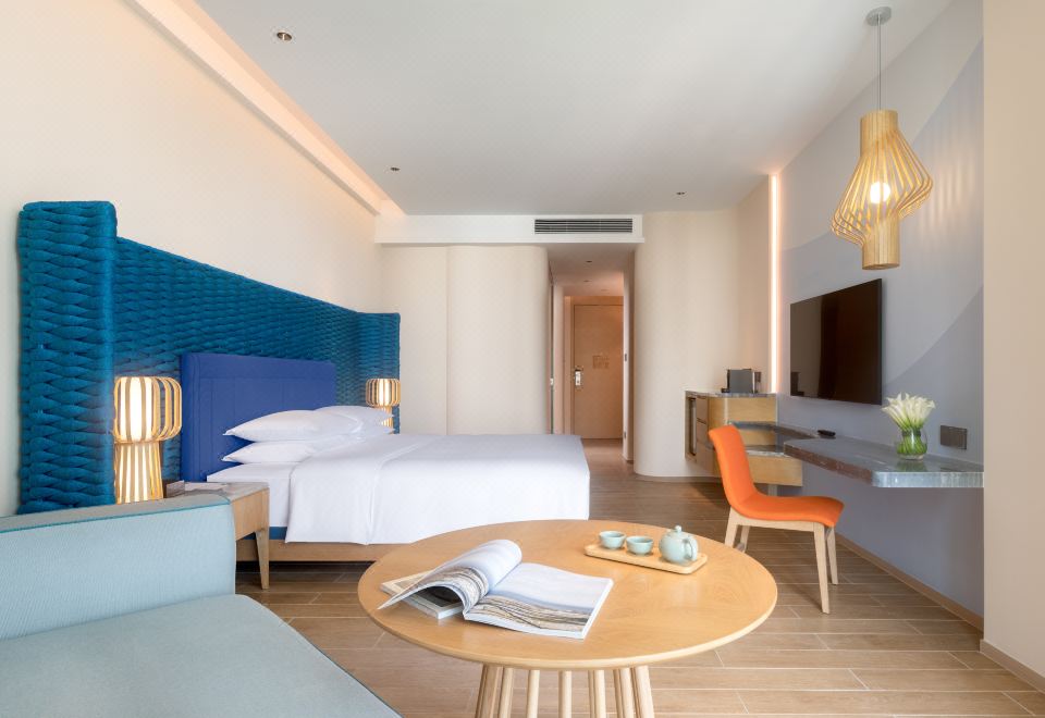 Hyatt Regency Hainan Ocean Paradise ResortQueen Room With Garden View
