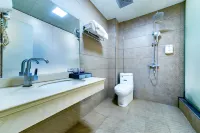 Xingcheng Business Hotel (Runfeng Plaza Store, Shangrao Wannian Pedestrian Street)