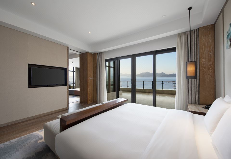 全海景套房 超大床 海景