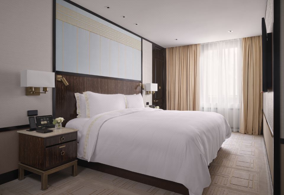 豪华特大床套房