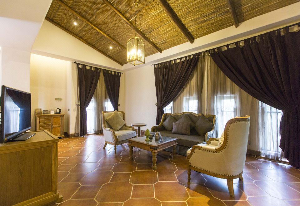 Xikang Yunshe Wellness & Resort HainanVintage Castle Suite