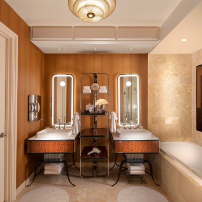 Wynn Panoramic View Two Queens Encore at Wynn Las Vegas Promo Code