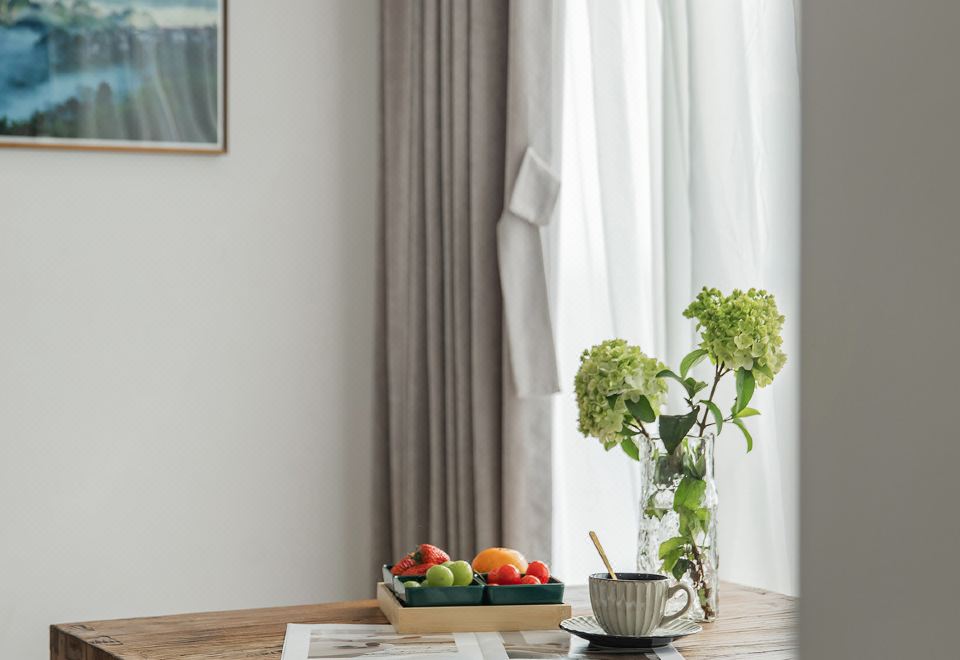 星雨·山景大床房