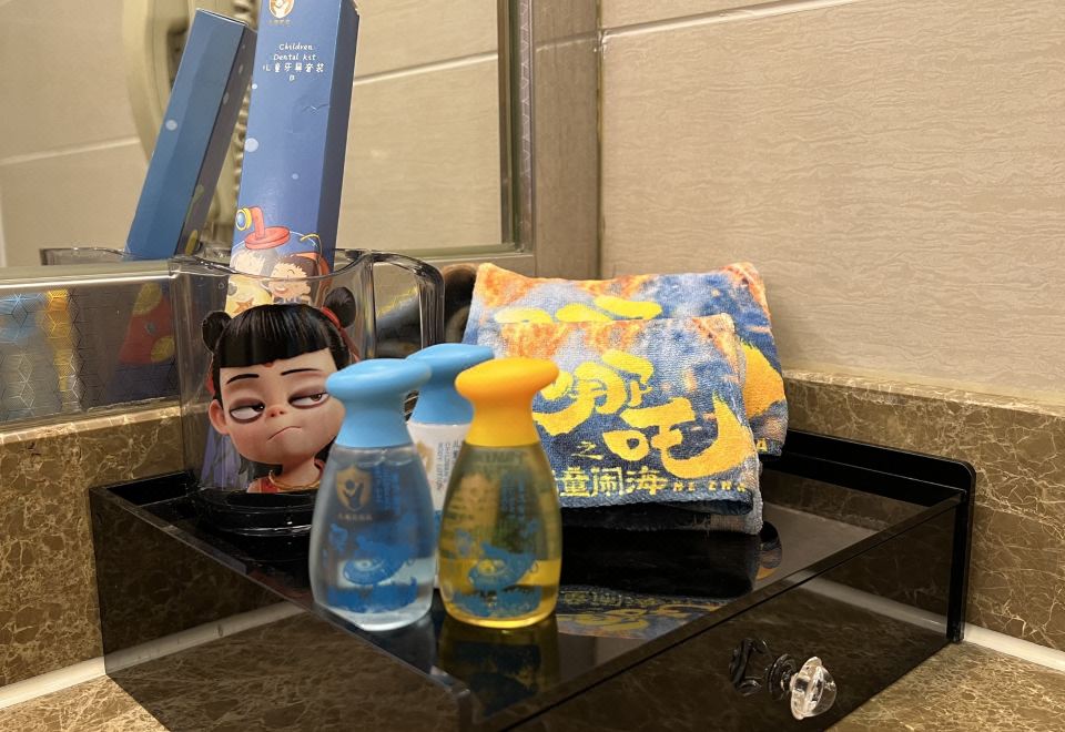 国漫主题亲子套房