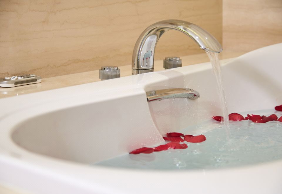 家庭双床房（一大一小床）