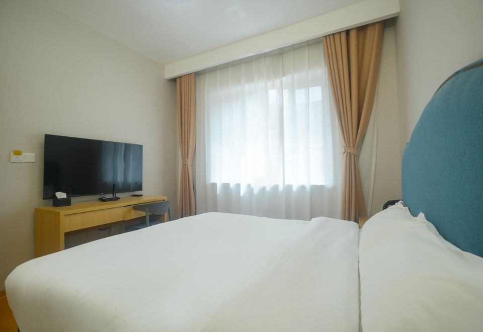 观山小院大床房