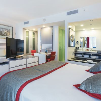 Junior Suite Hotel Riu Plaza New York Times Square Promo Code