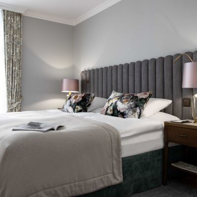 Deluxe Suite 因特拉肯維多利亞少女峯水療大酒店優惠