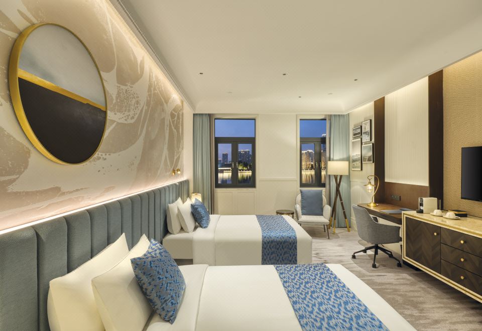 舒适河景双床房