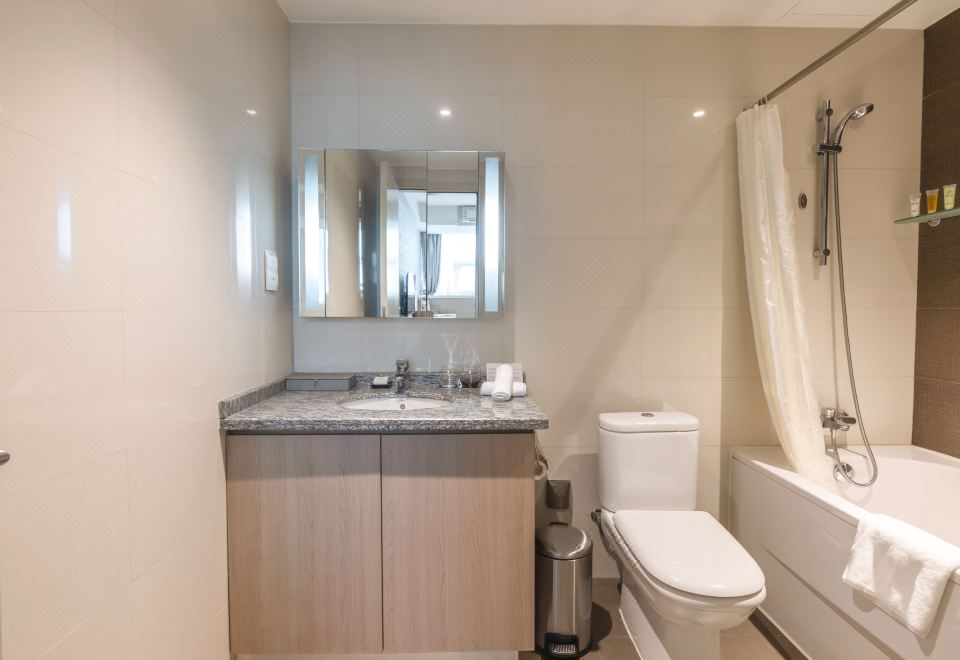 豪华双卧家庭套房（可做饭+带浴缸）