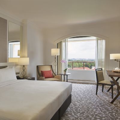 Deluxe Plus Room Orchard Rendezvous Hotel by Far East Hospitality (Staycation Approved) Promo Code