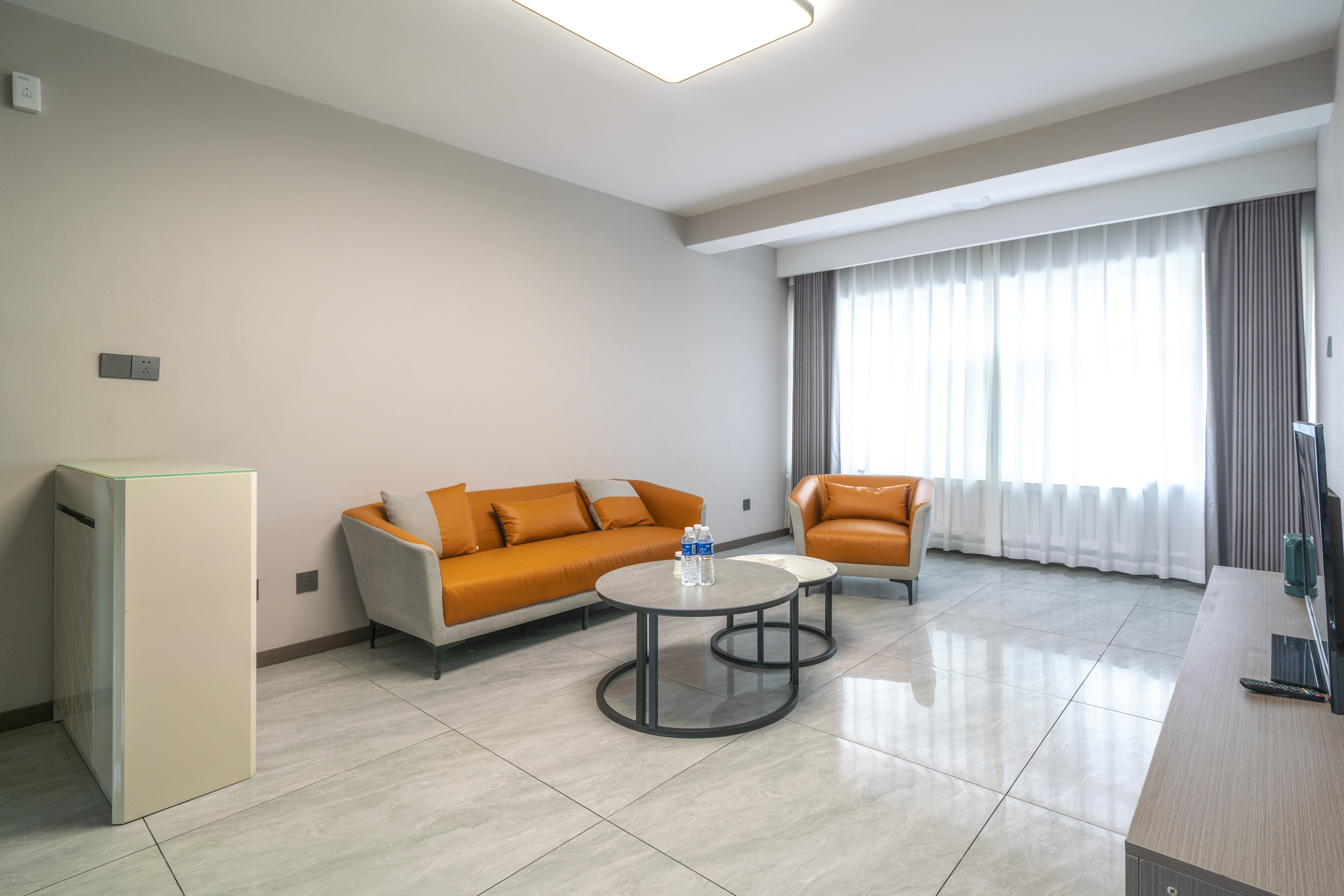 商务家庭套房（两室两厅两衞+滚筒洗衣机+智能马桶）