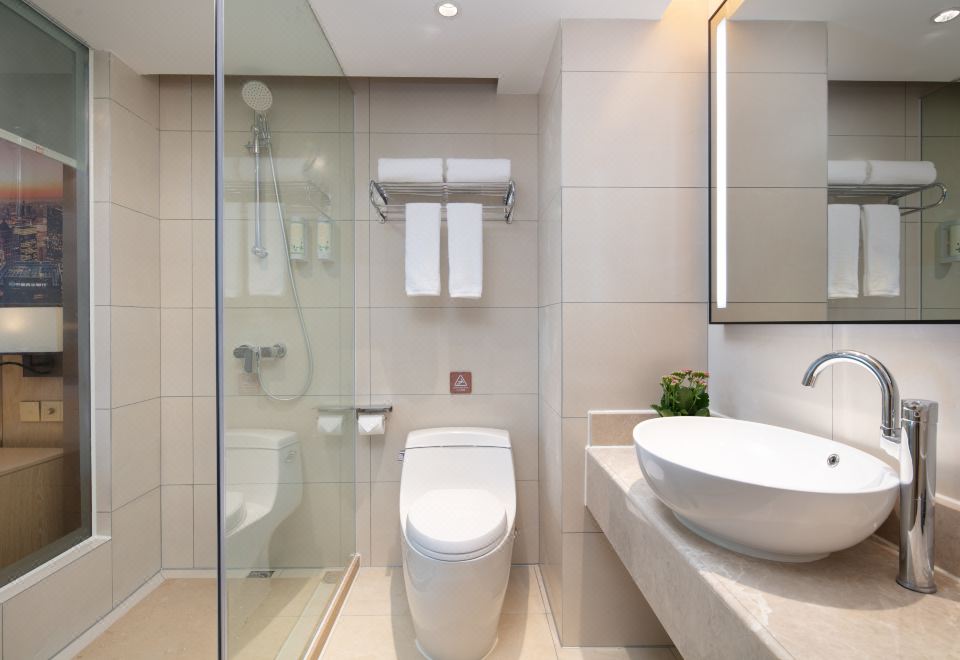 Vienna Hotel (Longhui Bus Terminal)Featured Room (Double Bed)